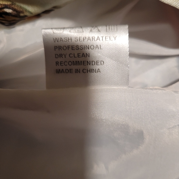 Hesperus A Line Apple Print Skirt - Picture 6 of 8